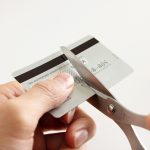 自己破産をするとクレジットカードは永久に作れないの？